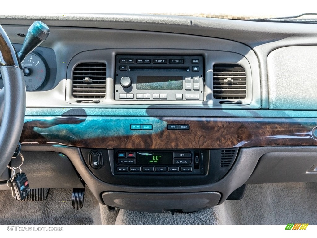 2010 Grand Marquis LS Ultimate Edition - Silver Birch Metallic / Light Camel photo #31