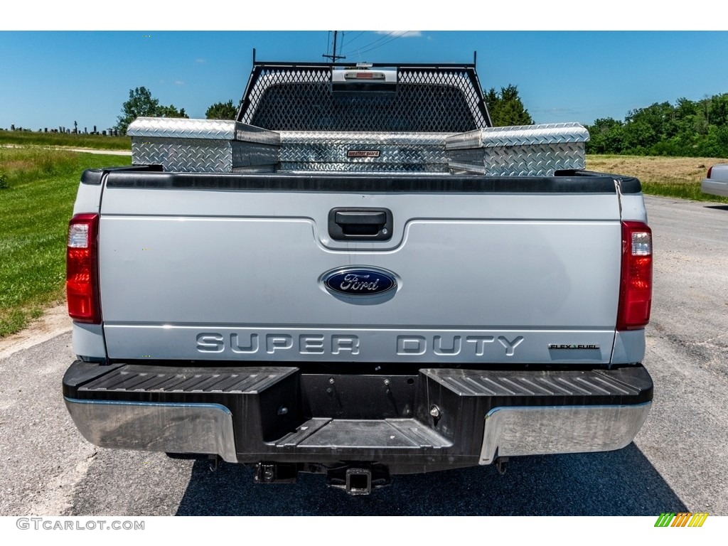 2013 F250 Super Duty XLT SuperCab 4x4 - Oxford White / Steel photo #5