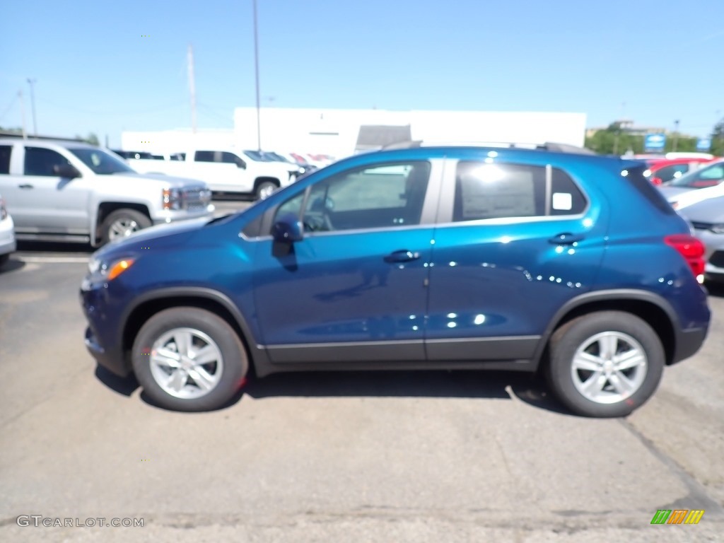 2020 Trax LT AWD - Pacific Blue Metallic / Jet Black photo #2