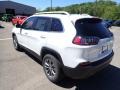 Bright White - Cherokee Latitude Plus Photo No. 4