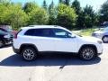 Bright White - Cherokee Latitude Plus Photo No. 7