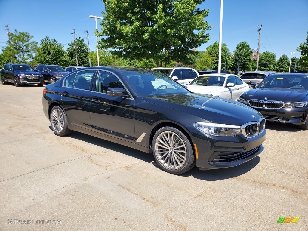 2020 5 Series 530i xDrive Sedan - Black Sapphire Metallic / Black photo #1