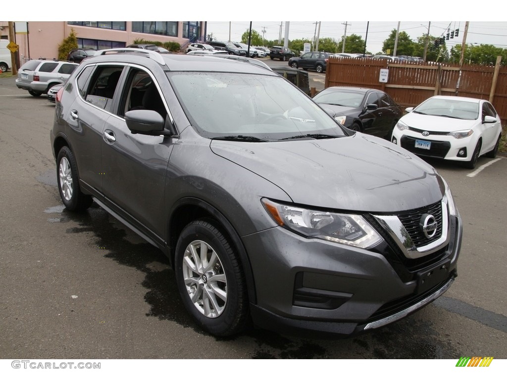 2017 Rogue SV AWD - Gun Metallic / Charcoal photo #3