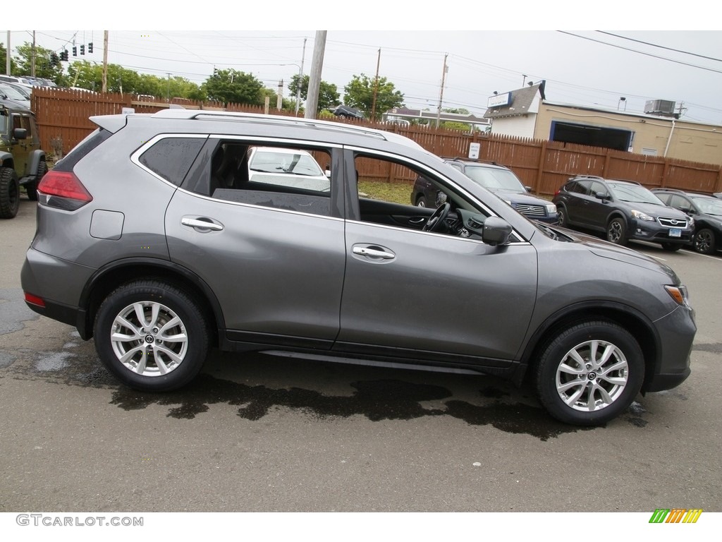 2017 Rogue SV AWD - Gun Metallic / Charcoal photo #4