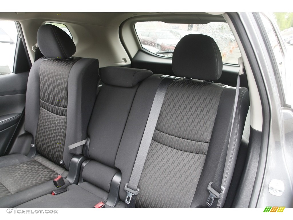 2017 Rogue SV AWD - Gun Metallic / Charcoal photo #13