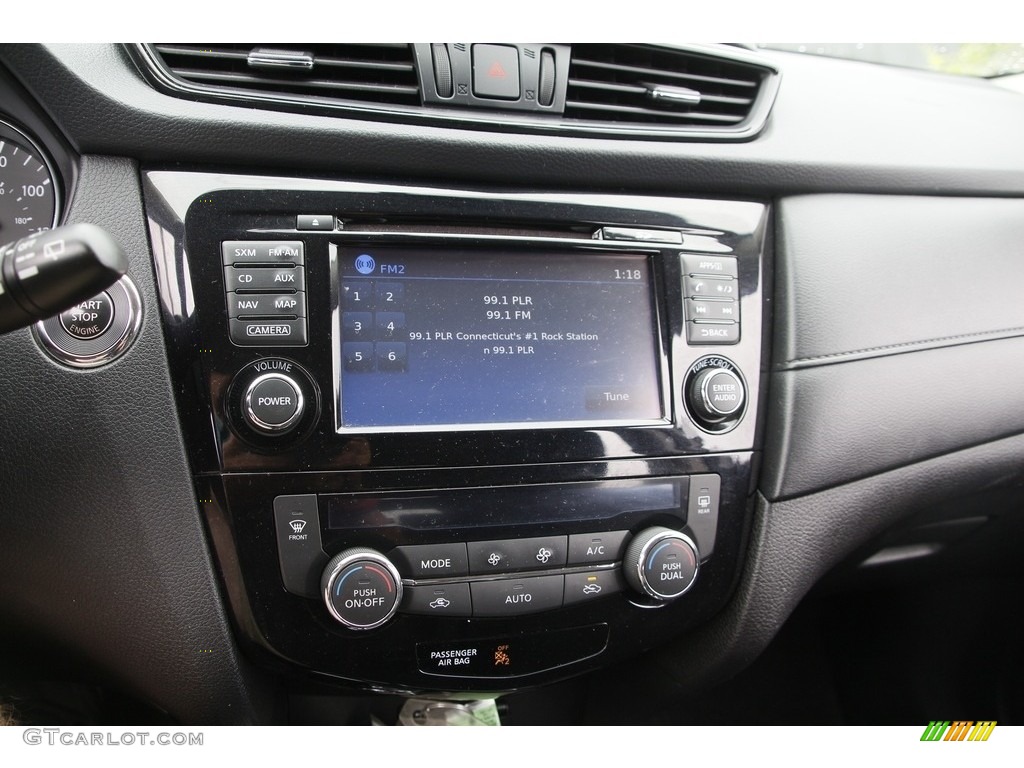 2017 Rogue SV AWD - Gun Metallic / Charcoal photo #19