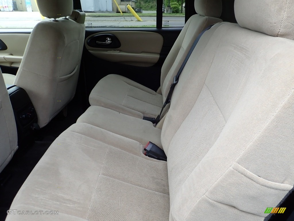2006 TrailBlazer EXT LS 4x4 - Sandstone Metallic / Light Cashmere/Ebony photo #8