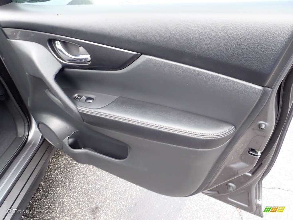 2017 Rogue SV AWD - Gun Metallic / Charcoal photo #17
