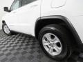 Bright White - Grand Cherokee Laredo 4x4 Photo No. 9