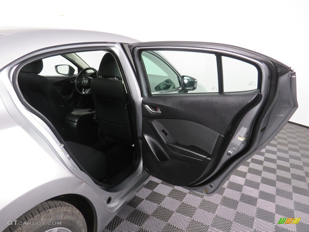 2015 Mazda MAZDA3 i Touring 4 Door Black Door Panel Photo #138225329