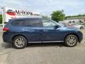 2014 Arctic Blue Metallic Nissan Pathfinder SV AWD  photo #3