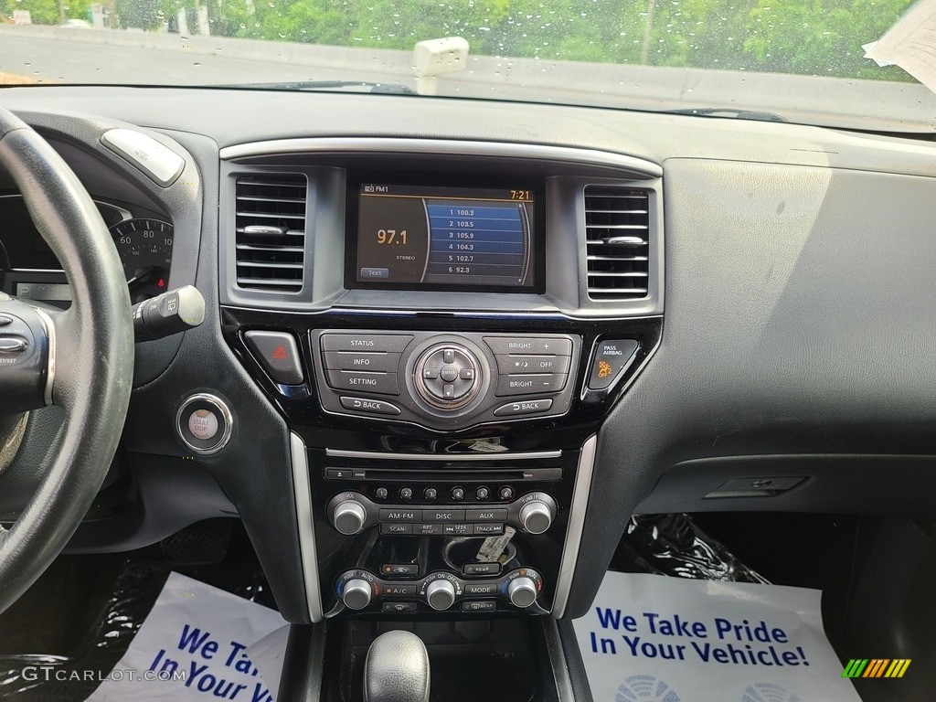 2014 Pathfinder SV AWD - Arctic Blue Metallic / Almond photo #11