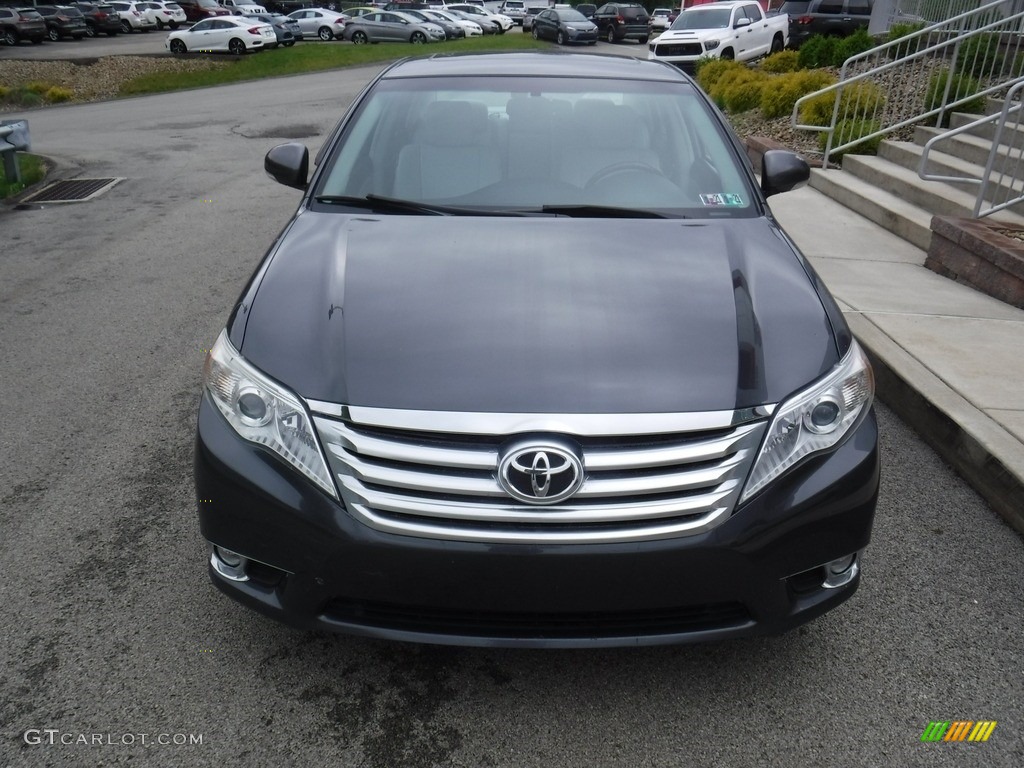 2011 Avalon Limited - Magnetic Gray Metallic / Light Gray photo #11