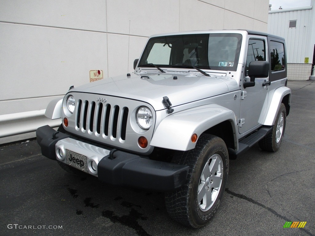 2010 Wrangler Sahara 4x4 - Bright Silver Metallic / Dark Slate Gray/Medium Slate Gray photo #10