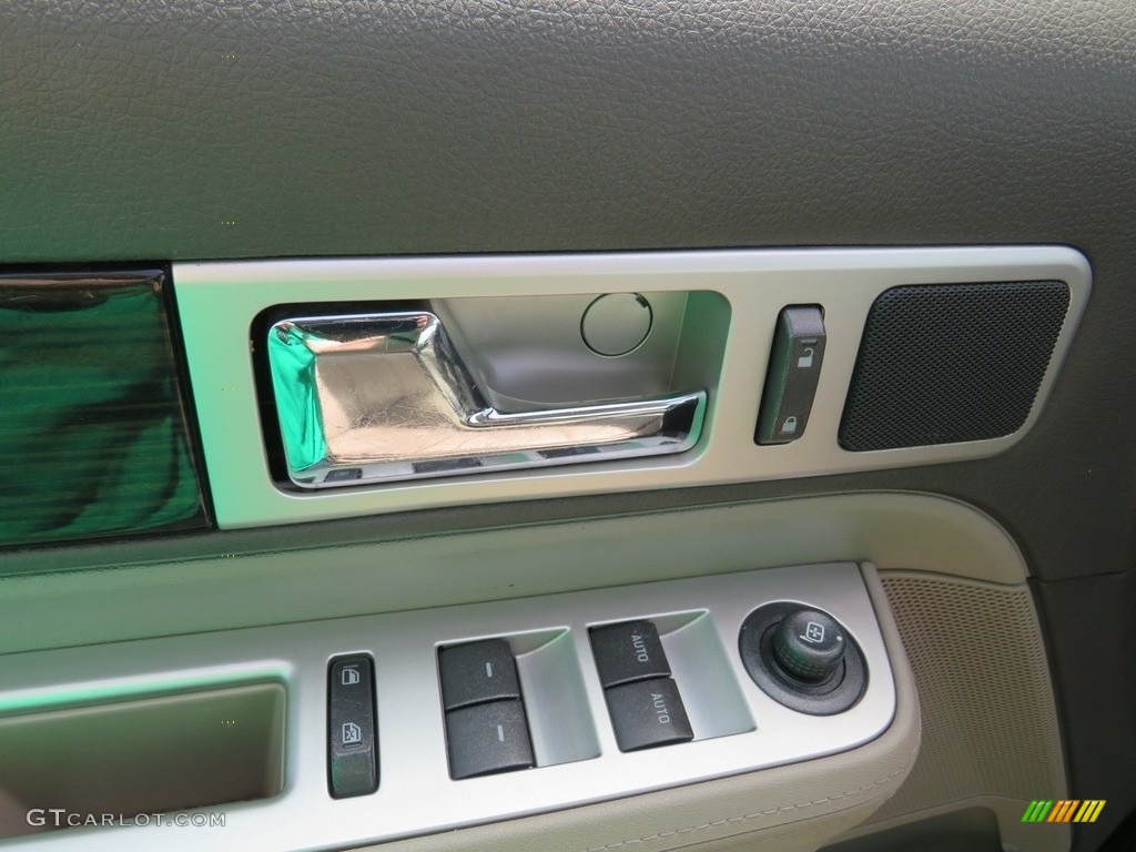 2009 MKX  - Sterling Grey Metallic / Medium Light Stone photo #10