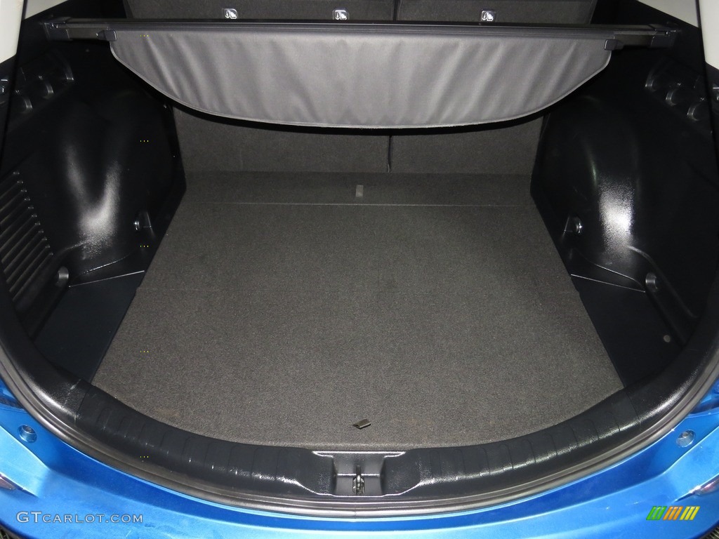 2017 RAV4 XLE - Electric Storm Metallic / Black photo #13