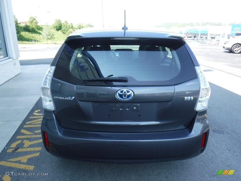 2014 Prius v Five - Magnetic Gray Metallic / Dark Gray photo #8