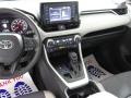 Super White - RAV4 XLE AWD Photo No. 31