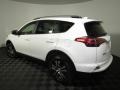 Super White - RAV4 LE Photo No. 9