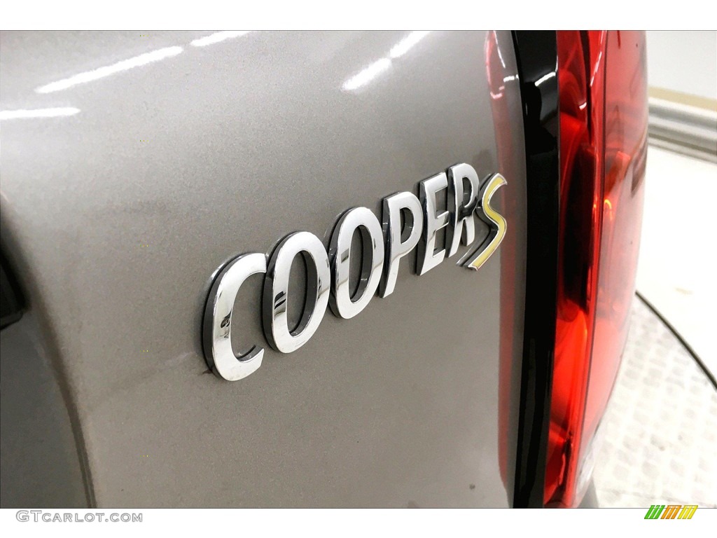 2019 Countryman Cooper S E All4 Hybrid - Melting Silver / JCW Carbon Black w/Dinamica photo #7