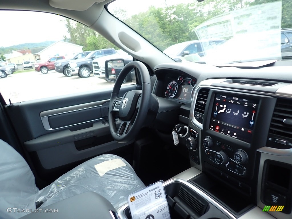 2020 1500 Classic Warlock Quad Cab 4x4 - Diamond Black Crystal Pearl / Black/Diesel Gray photo #11