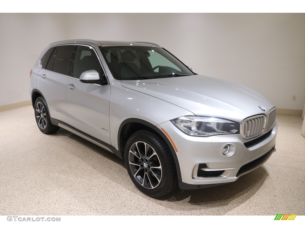 2017 X5 xDrive35i - Glacier Silver Metallic / Black photo #1