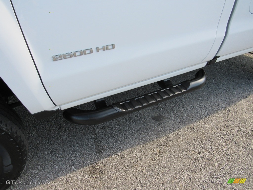 2018 Chevrolet Silverado 2500HD Work Truck Regular Cab Marks and Logos Photo #138237817