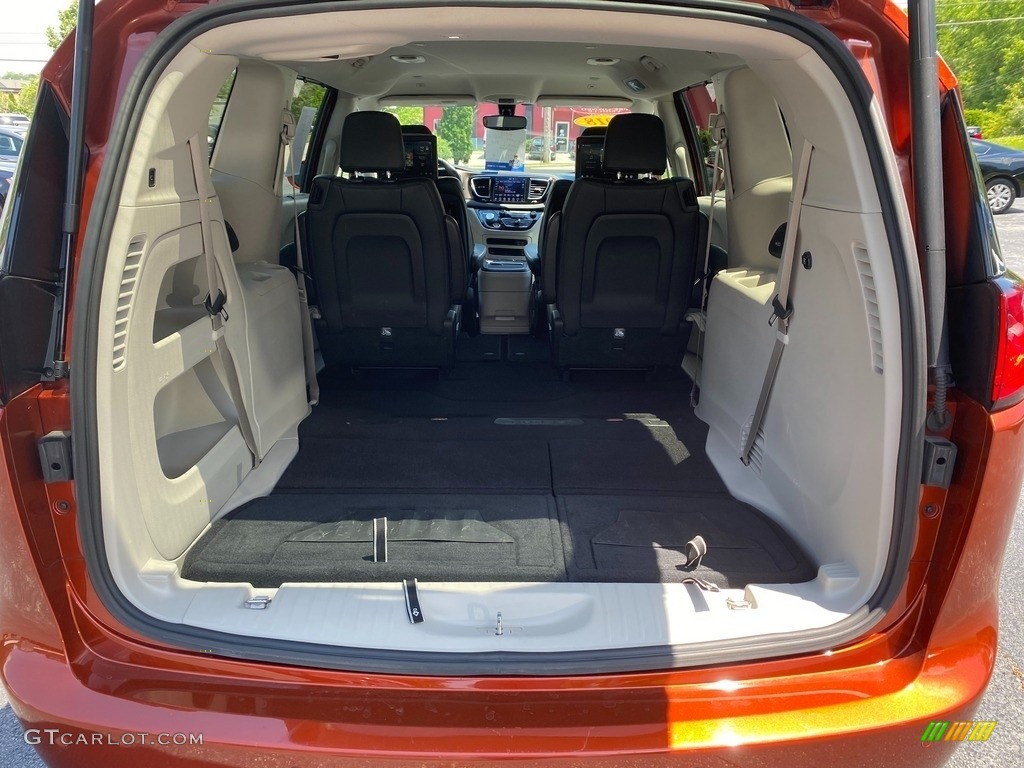 2018 Pacifica Touring L Plus - Copper Pearl / Black/Alloy photo #11