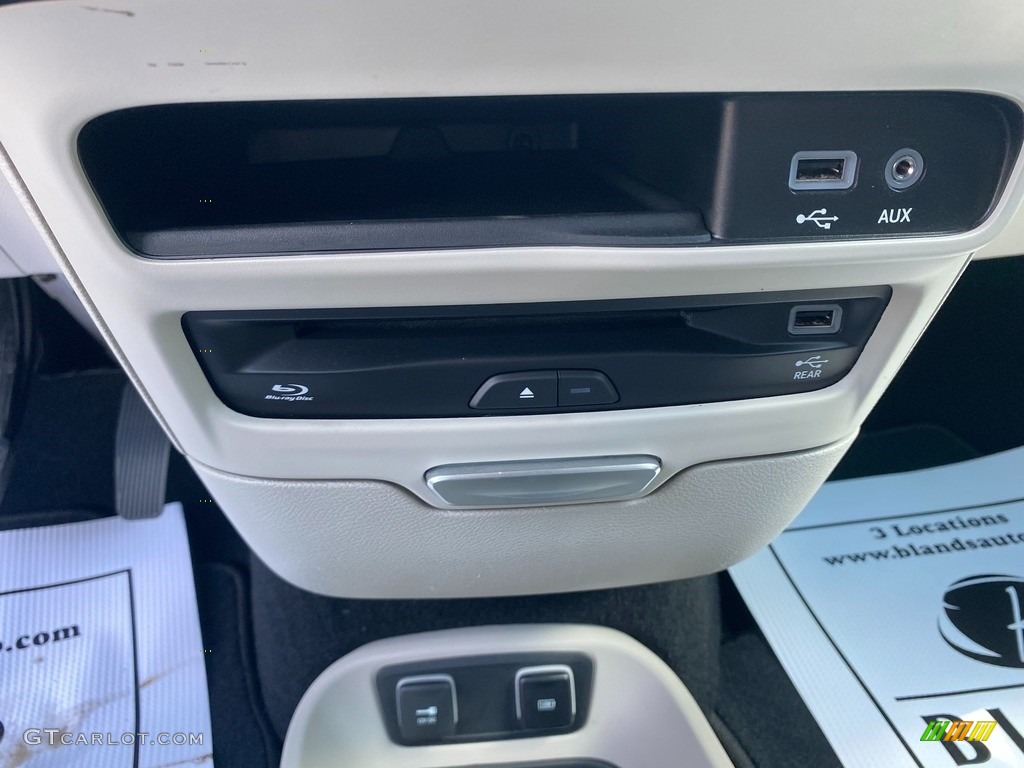 2018 Pacifica Touring L Plus - Copper Pearl / Black/Alloy photo #35