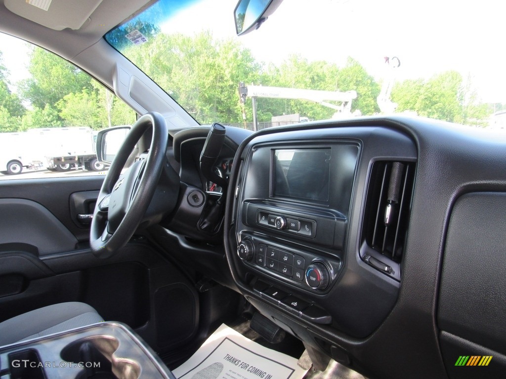 2018 Chevrolet Silverado 2500HD Work Truck Regular Cab Controls Photo #138238499