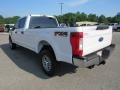 Oxford White - F350 Super Duty XL Crew Cab 4x4 Photo No. 3