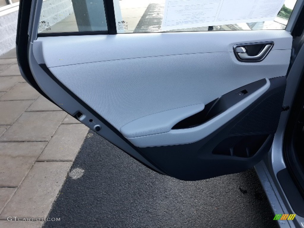 2020 Hyundai Ioniq Hybrid SE Gray Door Panel Photo #138239050