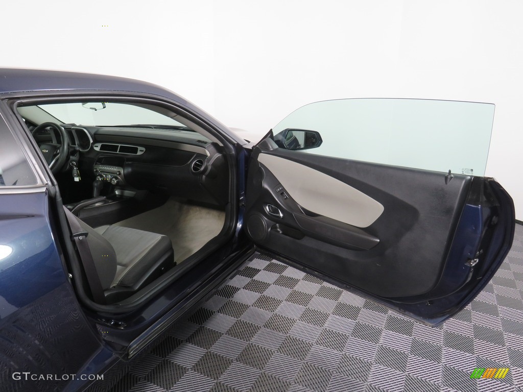 2015 Camaro LS Coupe - Blue Velvet Metallic / Black photo #23
