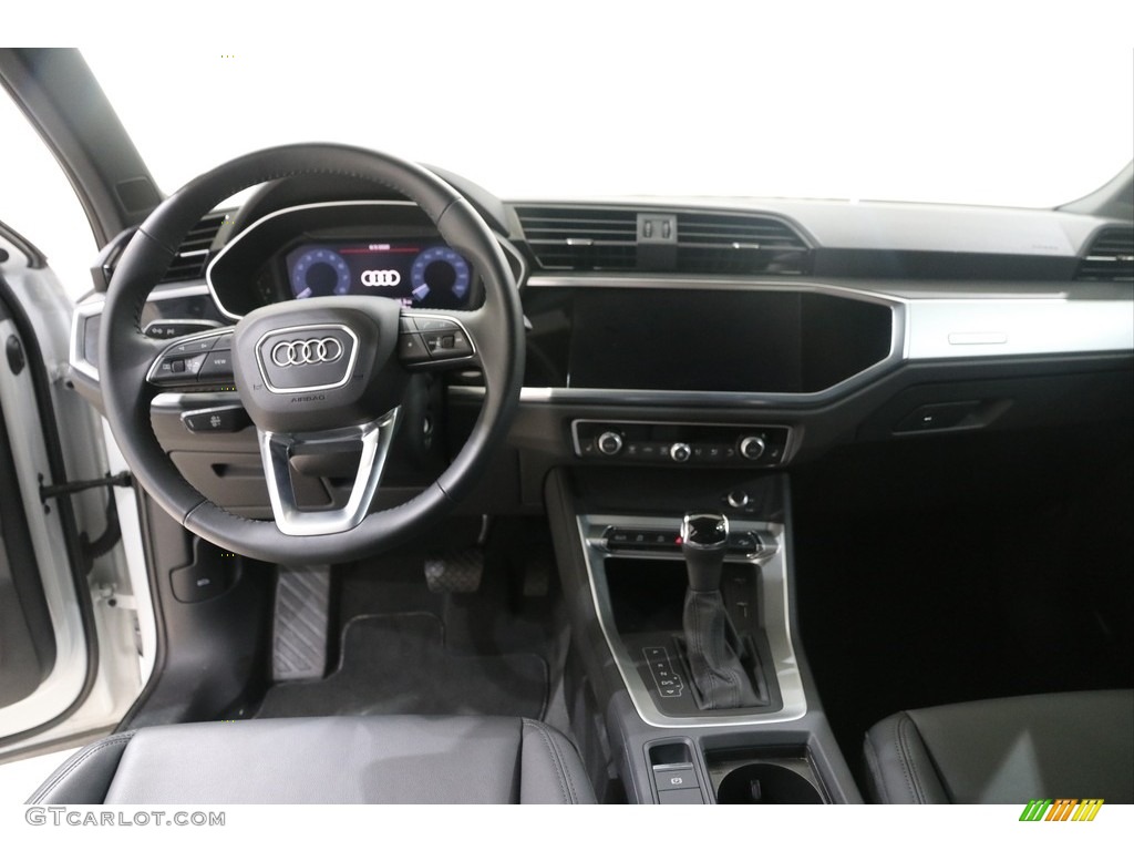 2019 Audi Q3 Premium quattro Black Dashboard Photo #138243329