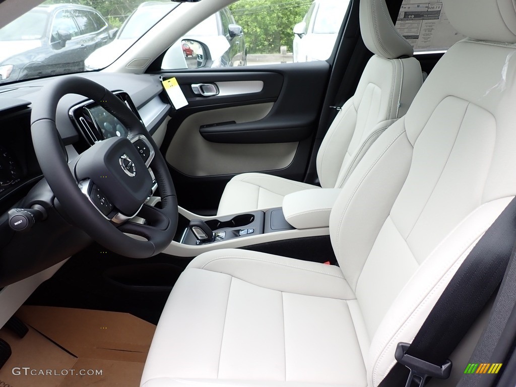 2020 XC40 T5 Momentum AWD - Ice White / Blond/Charcoal photo #7