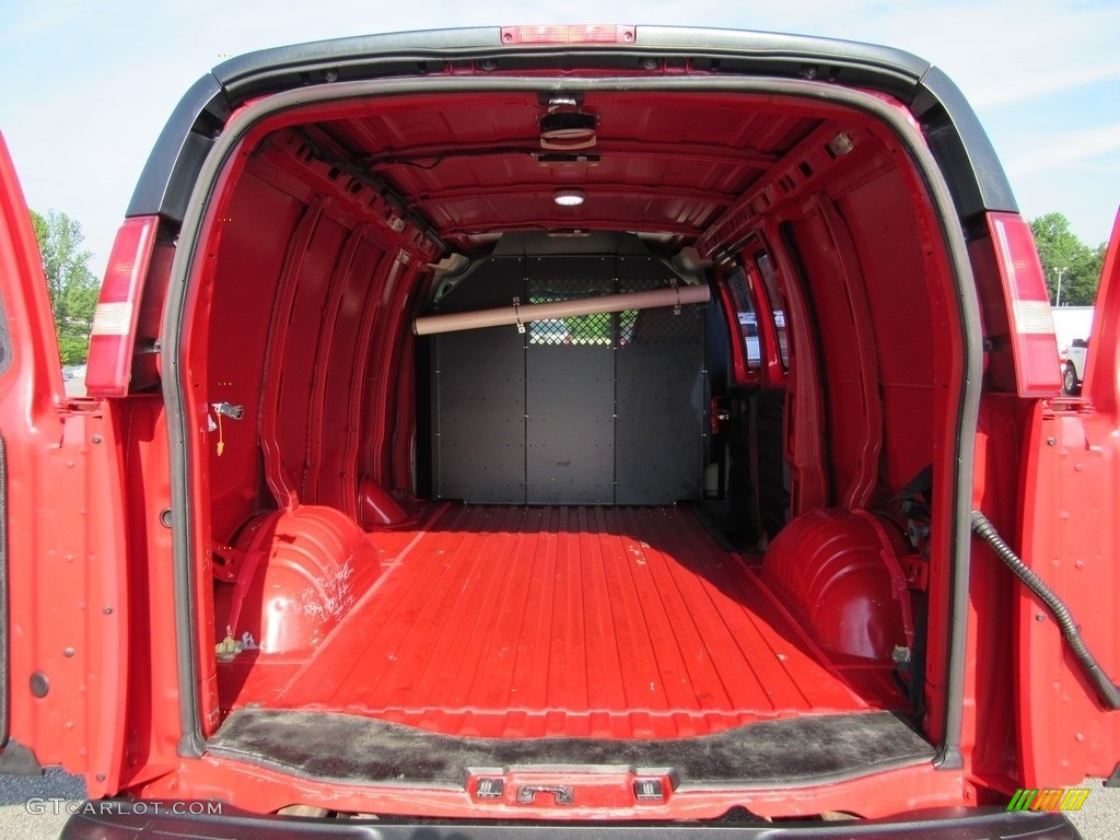 2015 Chevrolet Express 3500 Cargo WT Trunk Photo #138245039