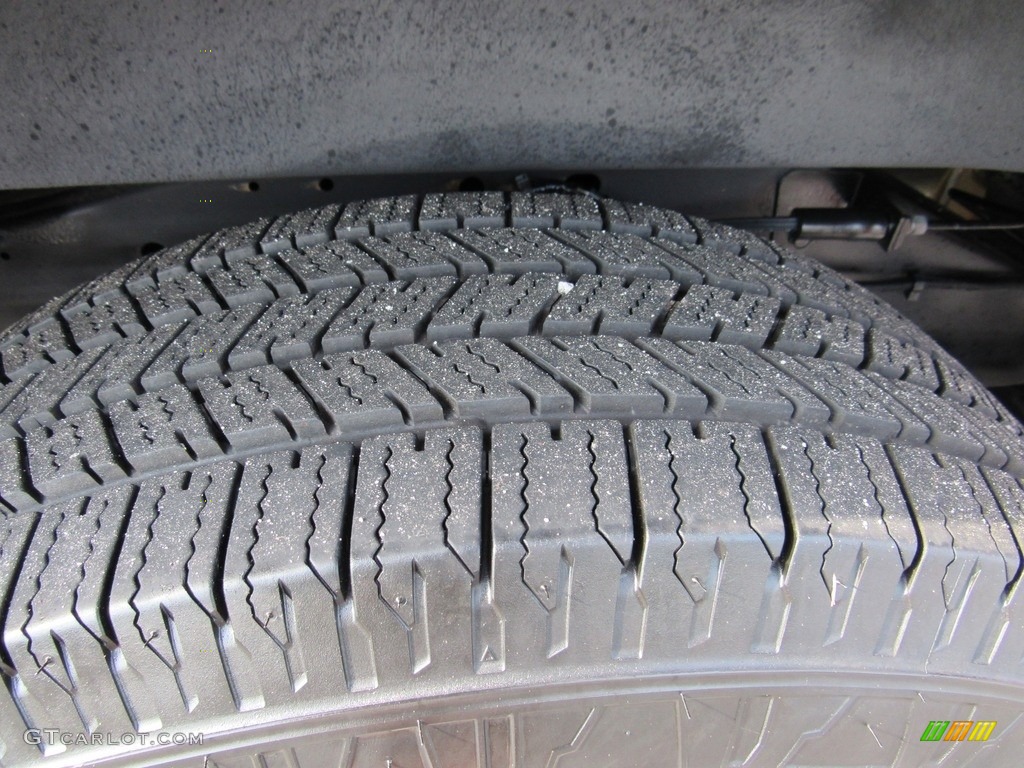 2015 Express 3500 Cargo WT - Red Hot / Medium Pewter photo #54