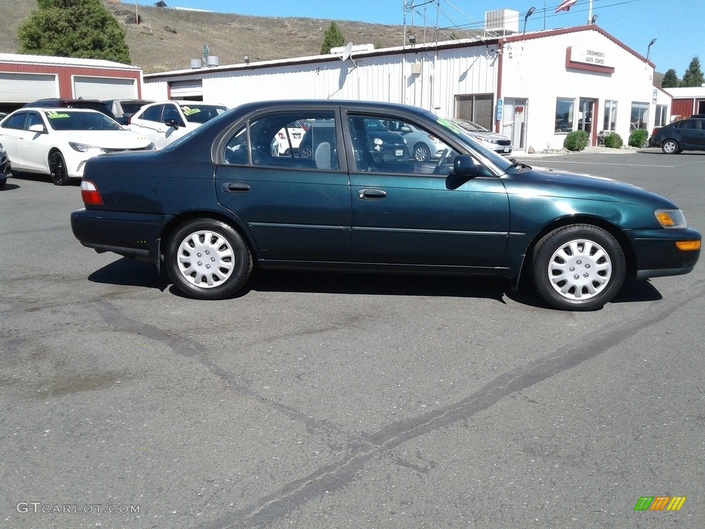Dark Emerald Pearl Green Metallic 1997 Toyota Corolla DX Exterior Photo #138248234