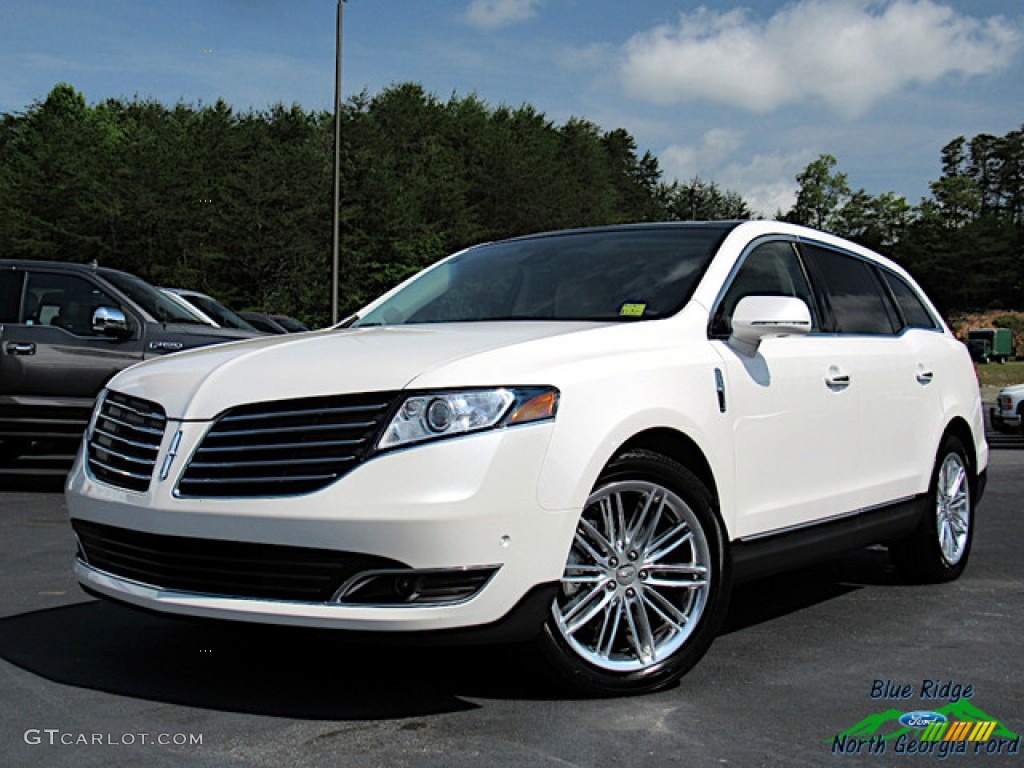 White Platinum Lincoln MKT