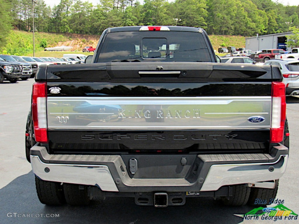 2019 F450 Super Duty King Ranch Crew Cab 4x4 - Agate Black / King Ranch Java photo #4