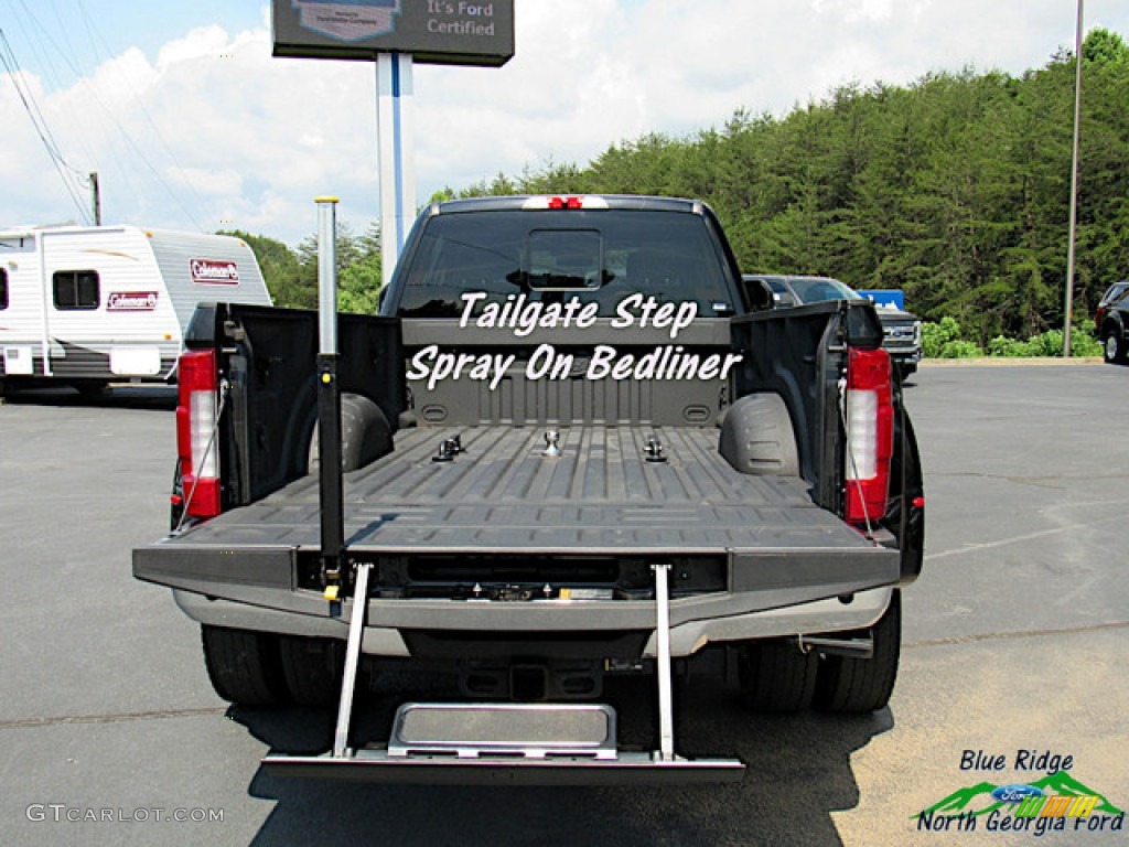 2019 F450 Super Duty King Ranch Crew Cab 4x4 - Agate Black / King Ranch Java photo #13
