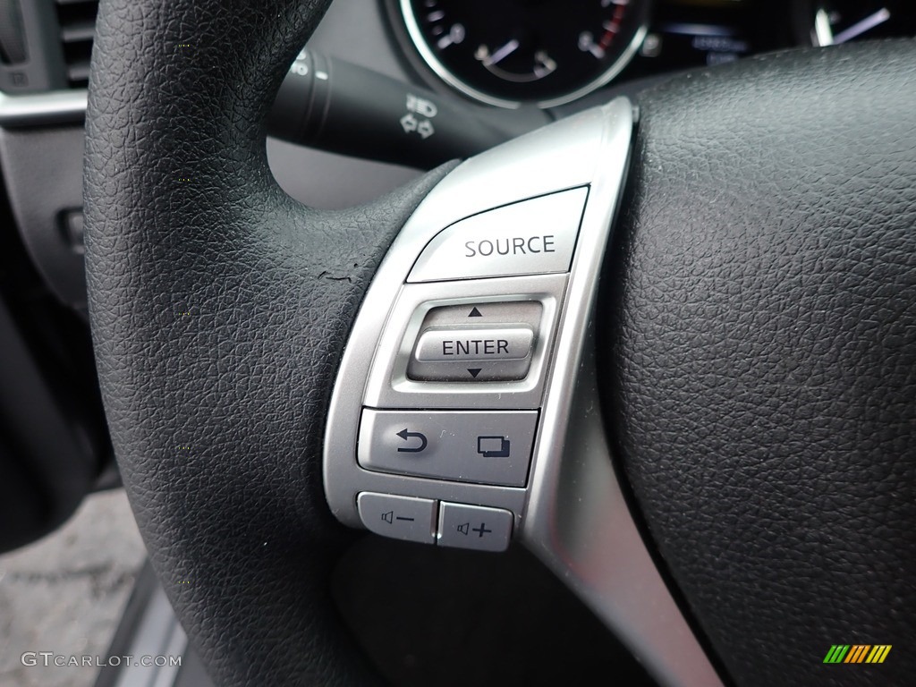 2016 Nissan Rogue SV Charcoal Steering Wheel Photo #138256587