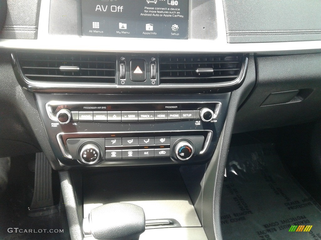 2020 Optima LX - Sangria / Black photo #11