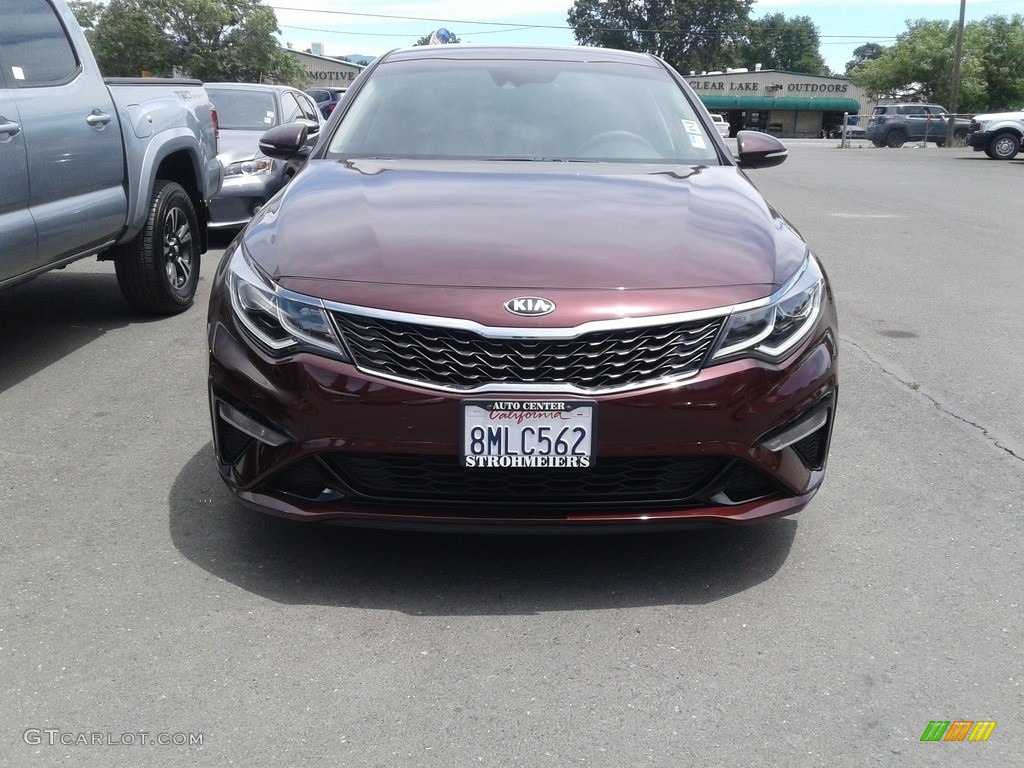 2020 Optima LX - Sangria / Black photo #16