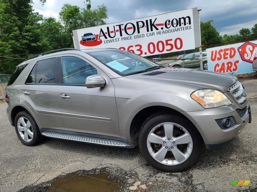 2009 ML 350 4Matic - Sand Beige Metallic / Cashmere photo #1