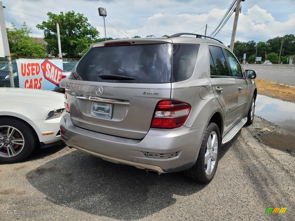 2009 ML 350 4Matic - Sand Beige Metallic / Cashmere photo #4