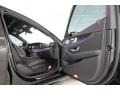 Black - E 300 Sedan Photo No. 31
