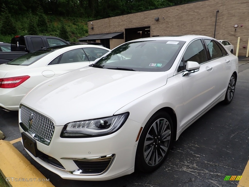 White Platinum Lincoln MKZ