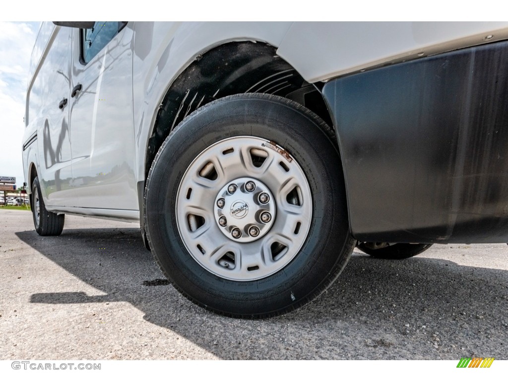 2015 Nissan NV 2500 HD S Cargo Wheel Photo #138266751