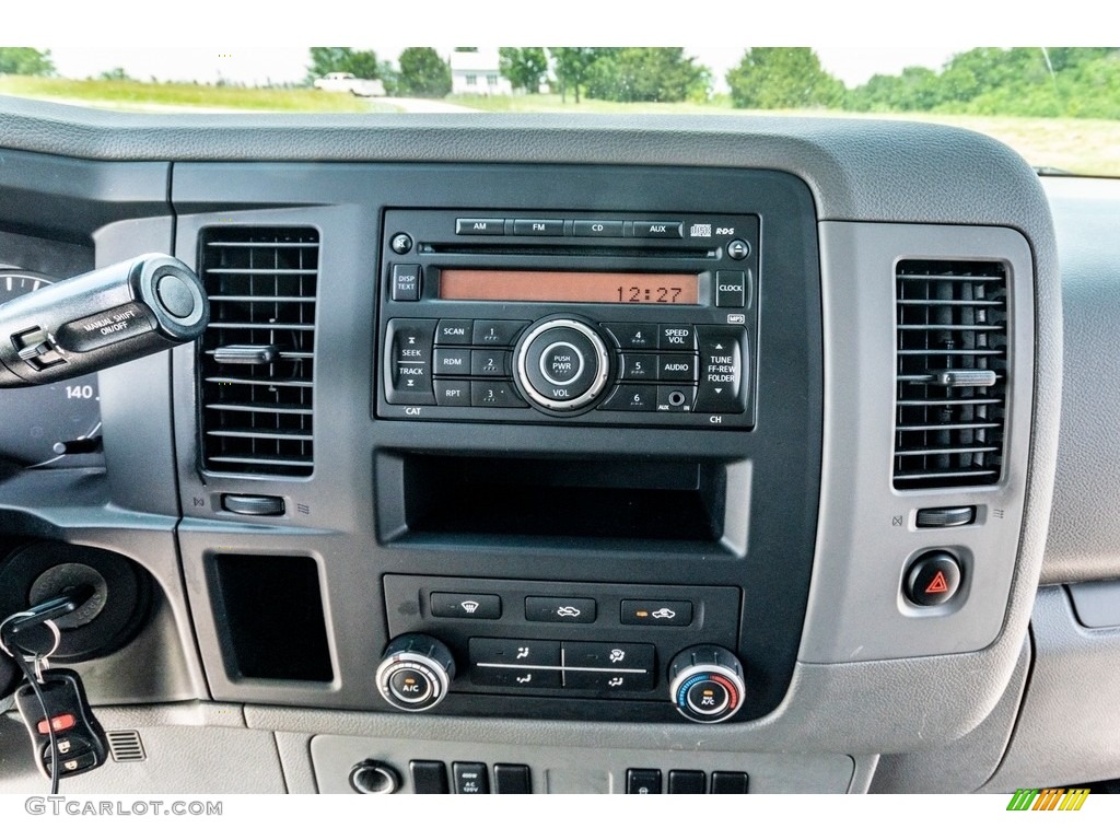 2015 Nissan NV 2500 HD S Cargo Controls Photo #138267284